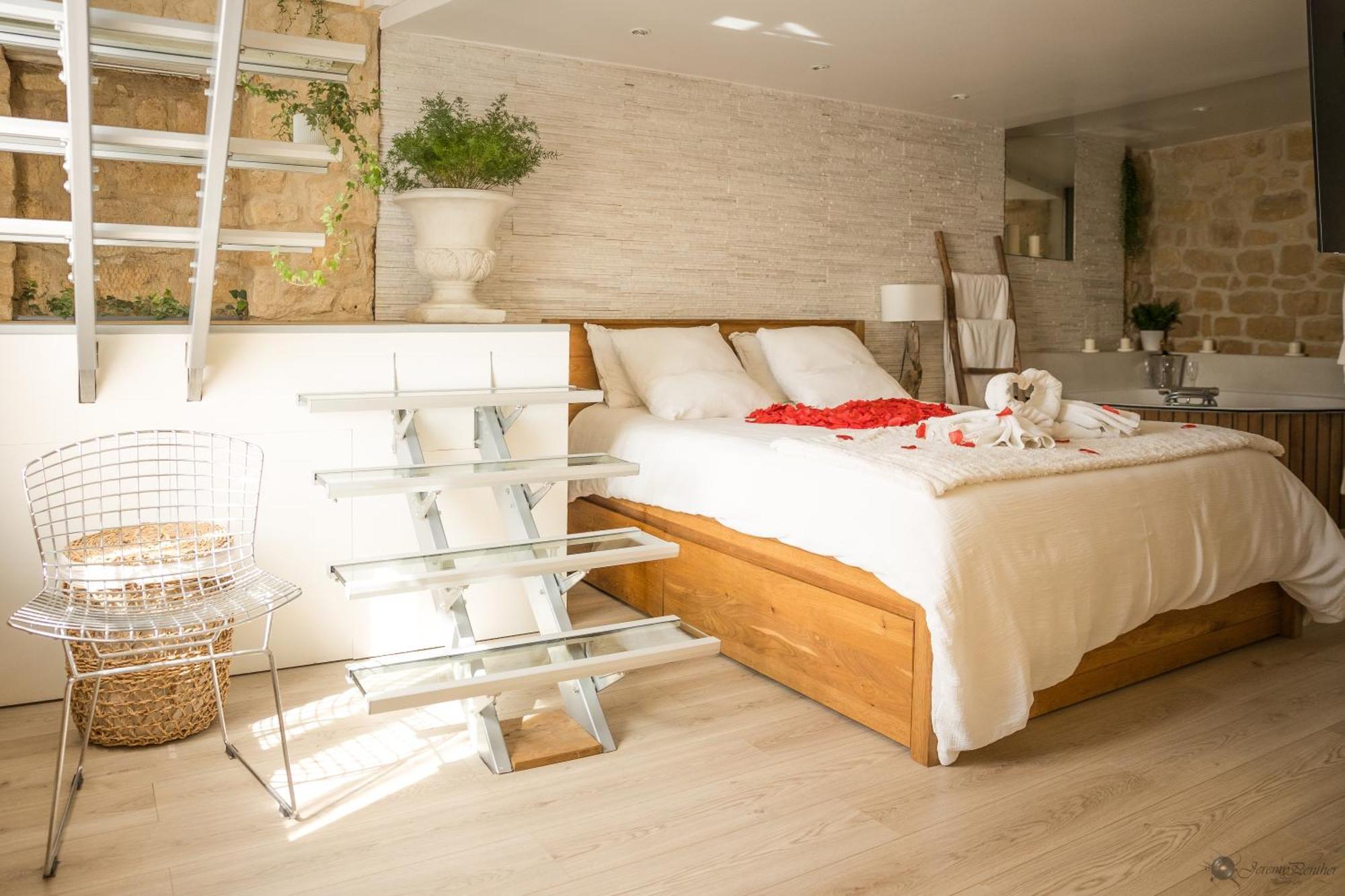 Ferienwohnung Chez Millouz - Triplex Semi-Troglodyte Pontoise Exterior foto
