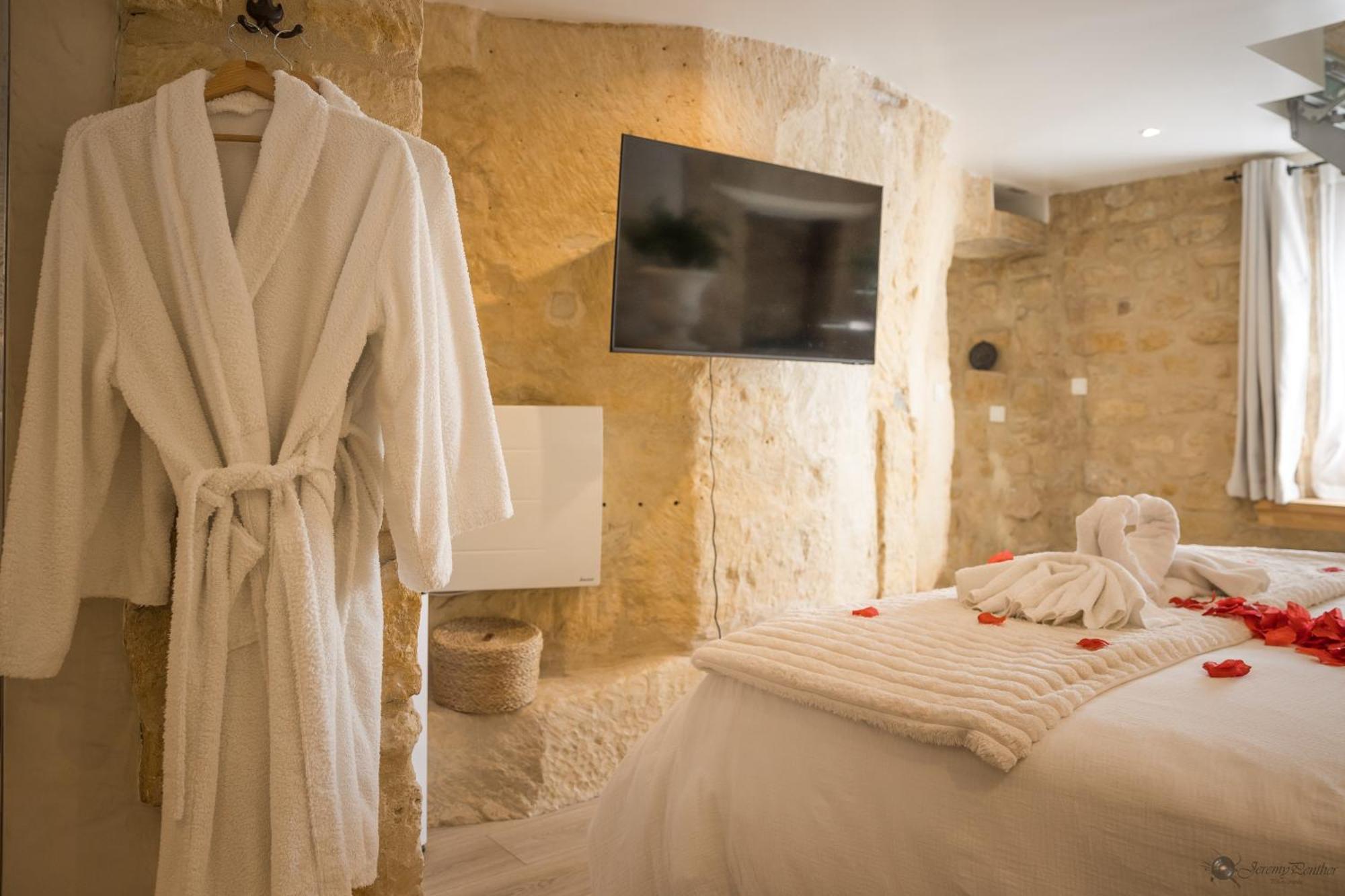 Ferienwohnung Chez Millouz - Triplex Semi-Troglodyte Pontoise Exterior foto